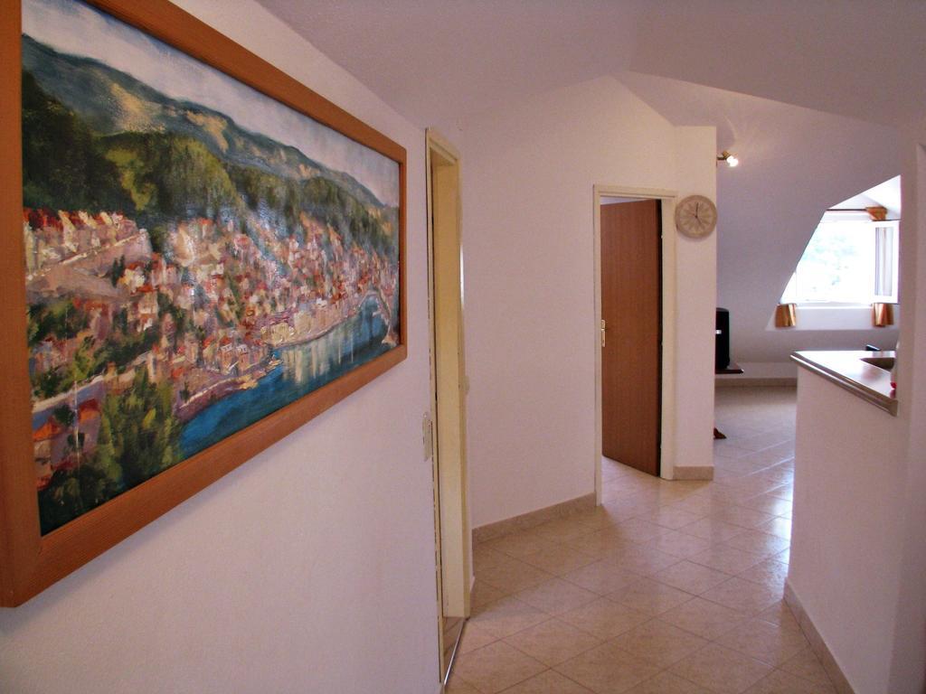 Apartment Martinic Pucisca Camera foto